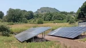 EGP - Casa Nazareth - Viagrande (CT) - Gabbie - 23kW - Impianto fotovoltaico a terra con gabbie sistemi di fissaggio pannelli fotovoltaici