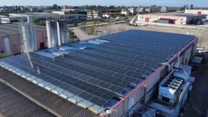 Impianto fotovoltaico sistemi di fissaggio pannelli fotovoltaici per Strutture su cupolino - Sabaudia