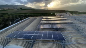 ITALWATT - Marianopoli (CL) - Trasversale speciale - 100 kW - Impianto fotovoltaico sistemi di fissaggio pannelli fotovoltaici per Strutture trasversale al cupolino