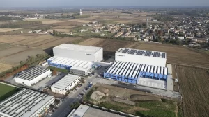 Sistemi di fissaggio per pannelli fotovoltaici su tetto piano - Ambrovit Garlasco - Italia