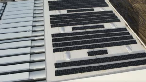 Sistemi di fissaggio per pannelli fotovoltaici su tetto pieno - Ambrovit Garlasco - Italia
