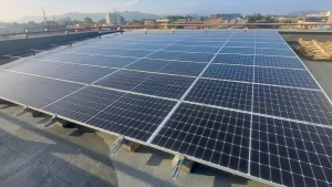 Sistemi di fissaggio per pannelli fotovoltaici su tetto piano vela unica con zavorre sunage 04