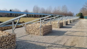 impianti a terra gabbia supporti per impianti fotovoltaici a terra strutture e sistemi di fissaggio pannelli solari
