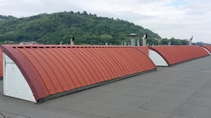 sistemi di fissaggio pannelli fotovoltaici per montaggio su tetto con shed Cantiere conceria tolio 24
