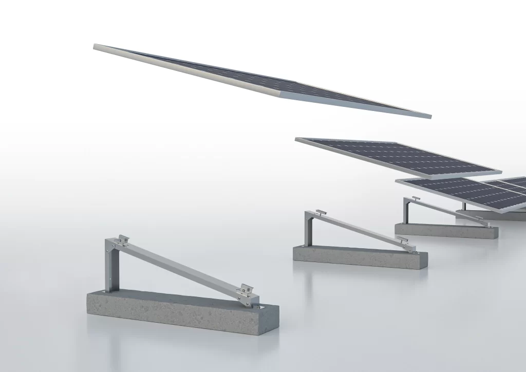 triangoli pannelli fotovoltaici montaggio fotovoltaico impianti solari senza forare capannoni industriali agricoli tetti piani
