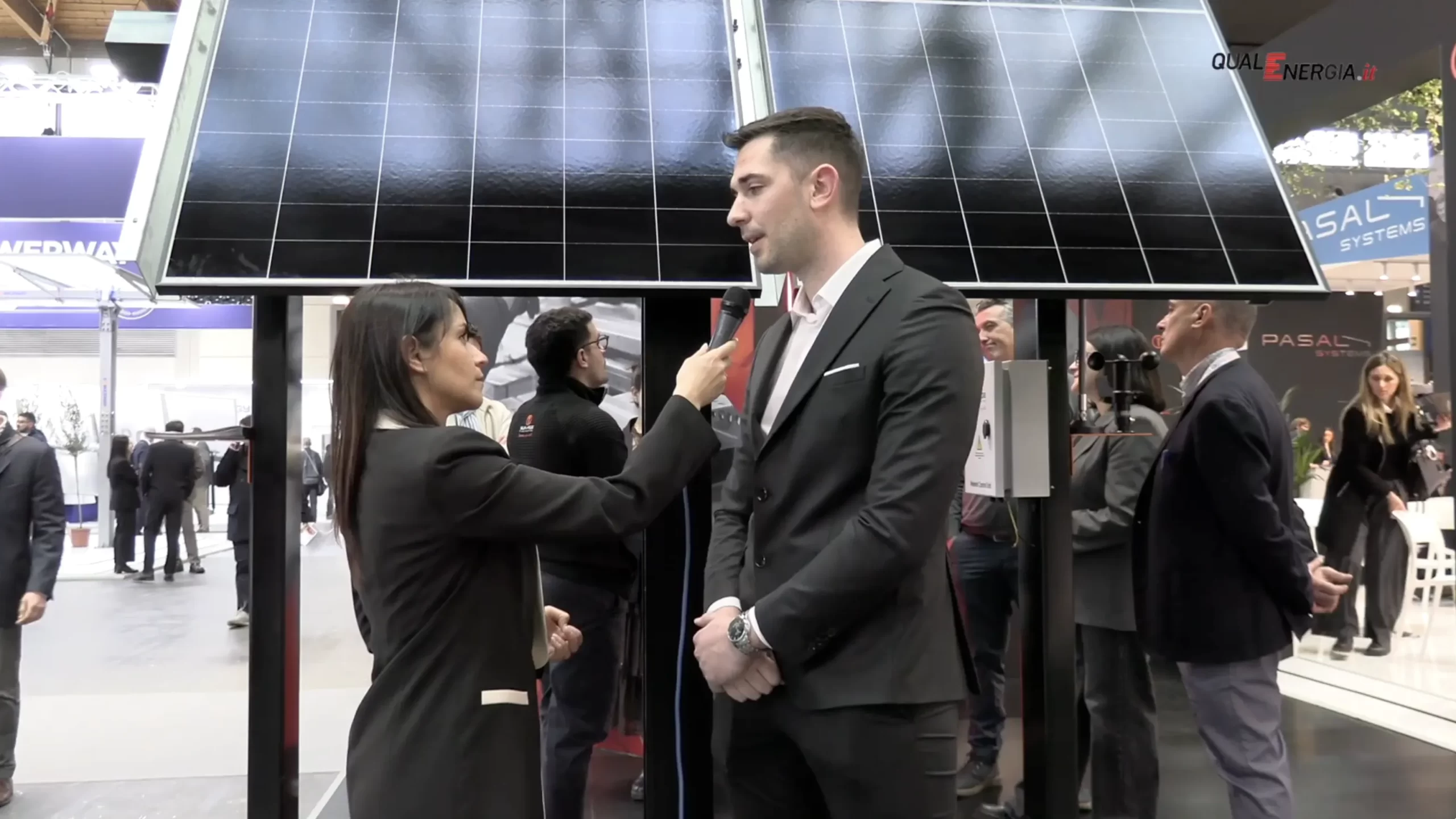 Tracker agrivoltaico progettazione sicurezza e sfide per gli impianti fotovoltaici su age